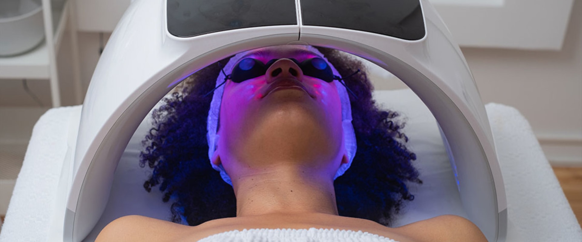 LED Light Therapy Facials: What You Need to Know